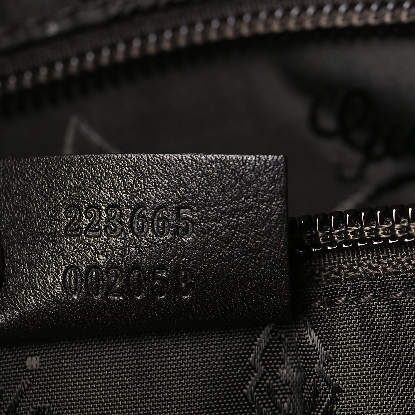 Guccissima Medium Flap Messenger Bag Black