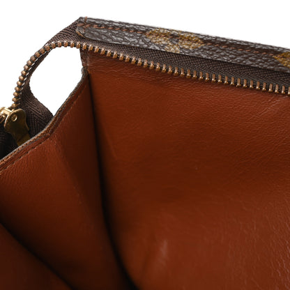 Louis Vuitton Monogram Toiletry Pouch 26 8 of 12