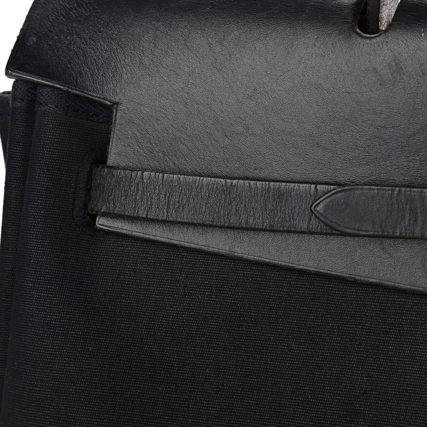 Toile Vache Calfskin Herbag 40 GM Black