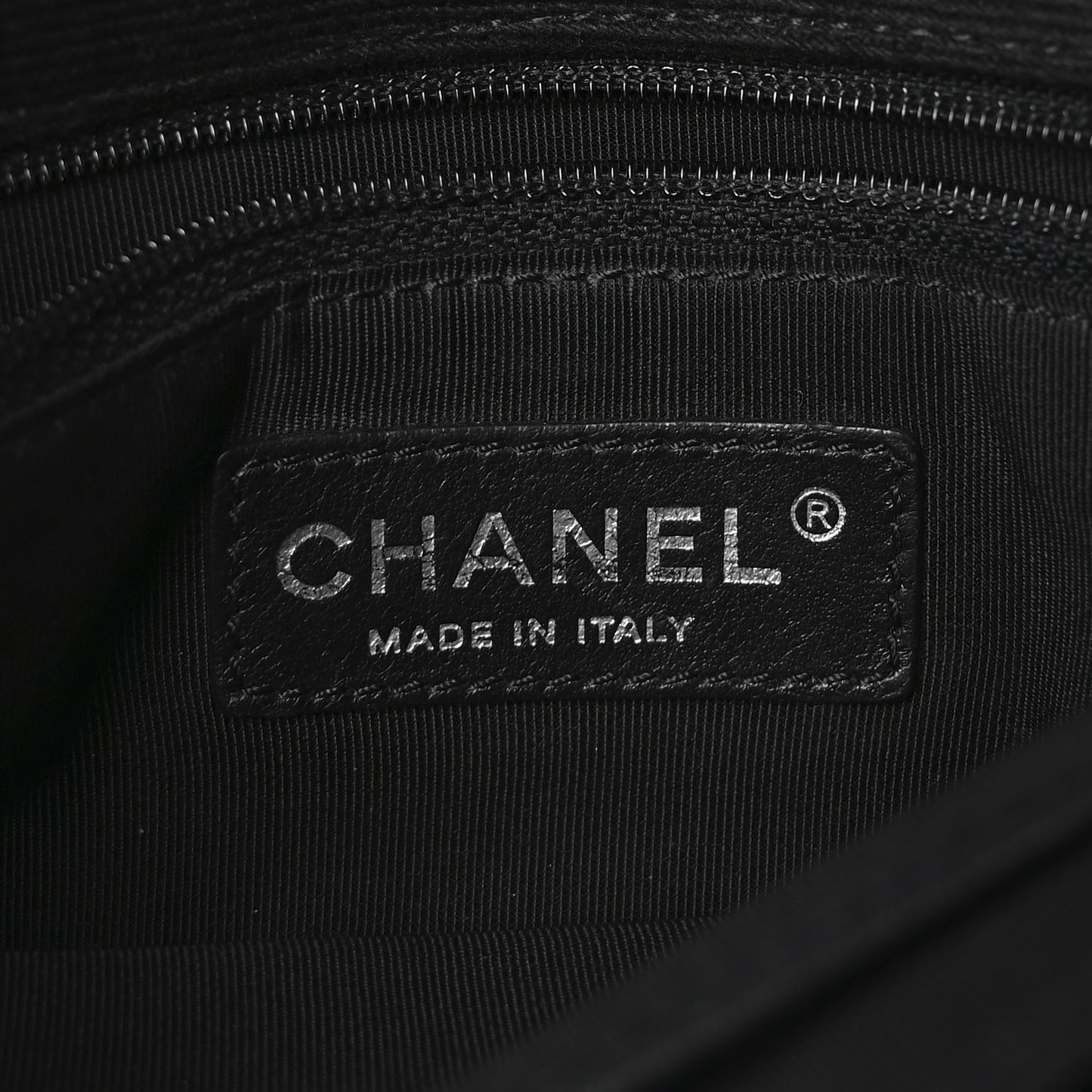 Lambskin Grosgrain Quilted Flap Black