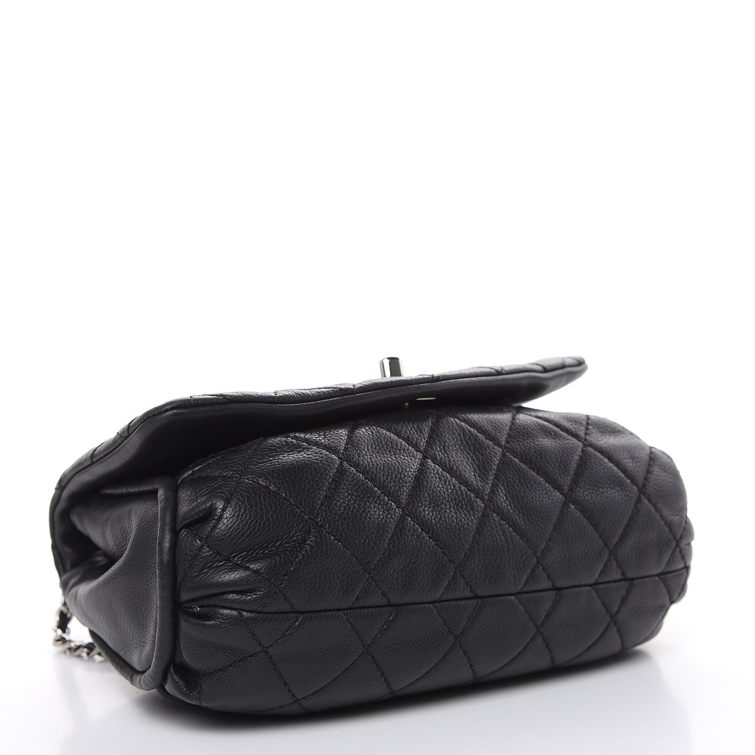 Chanel Grained Calfskin Single Flap Black 4 of 18