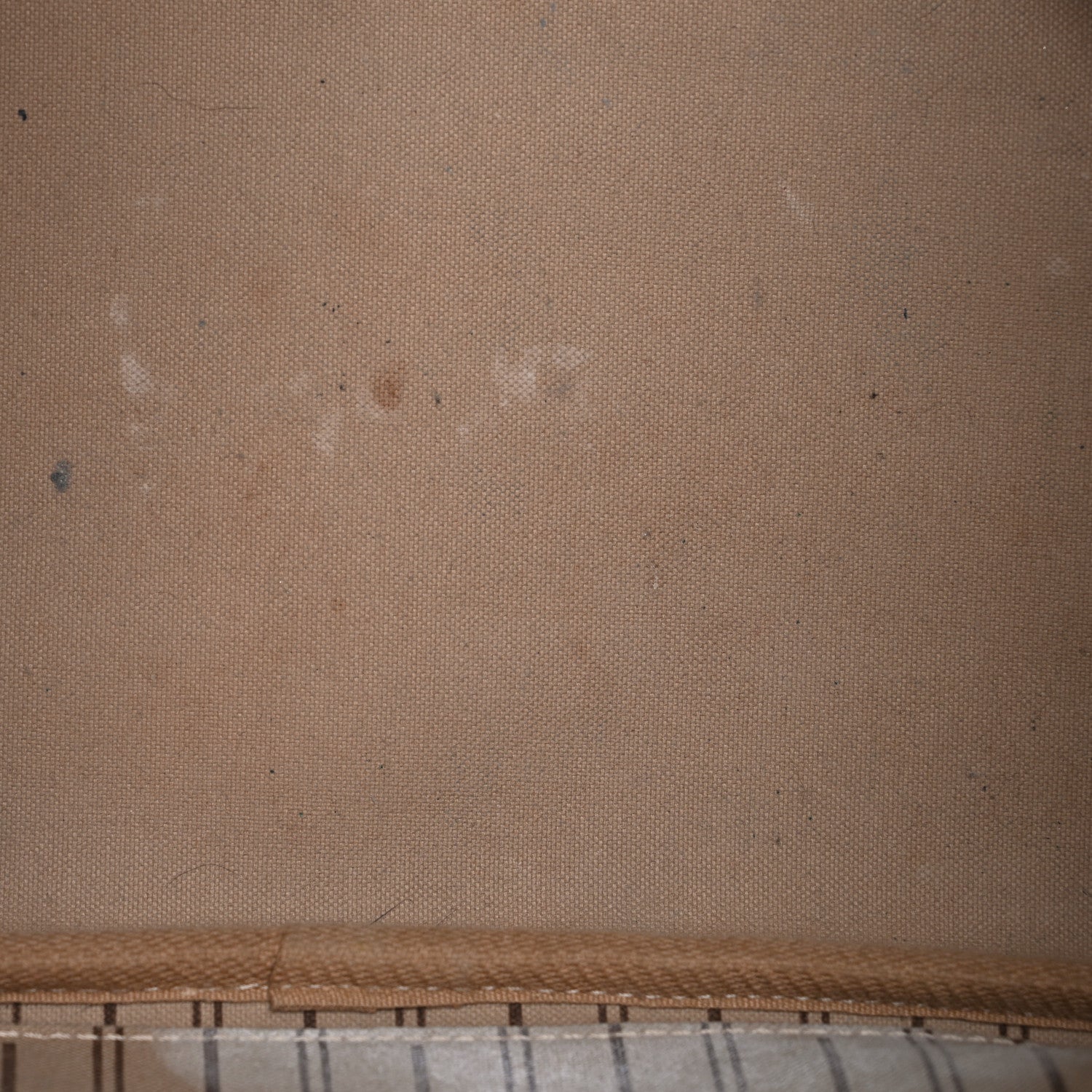 Louis Vuitton Monogram Neverfull MM 13 of 17
