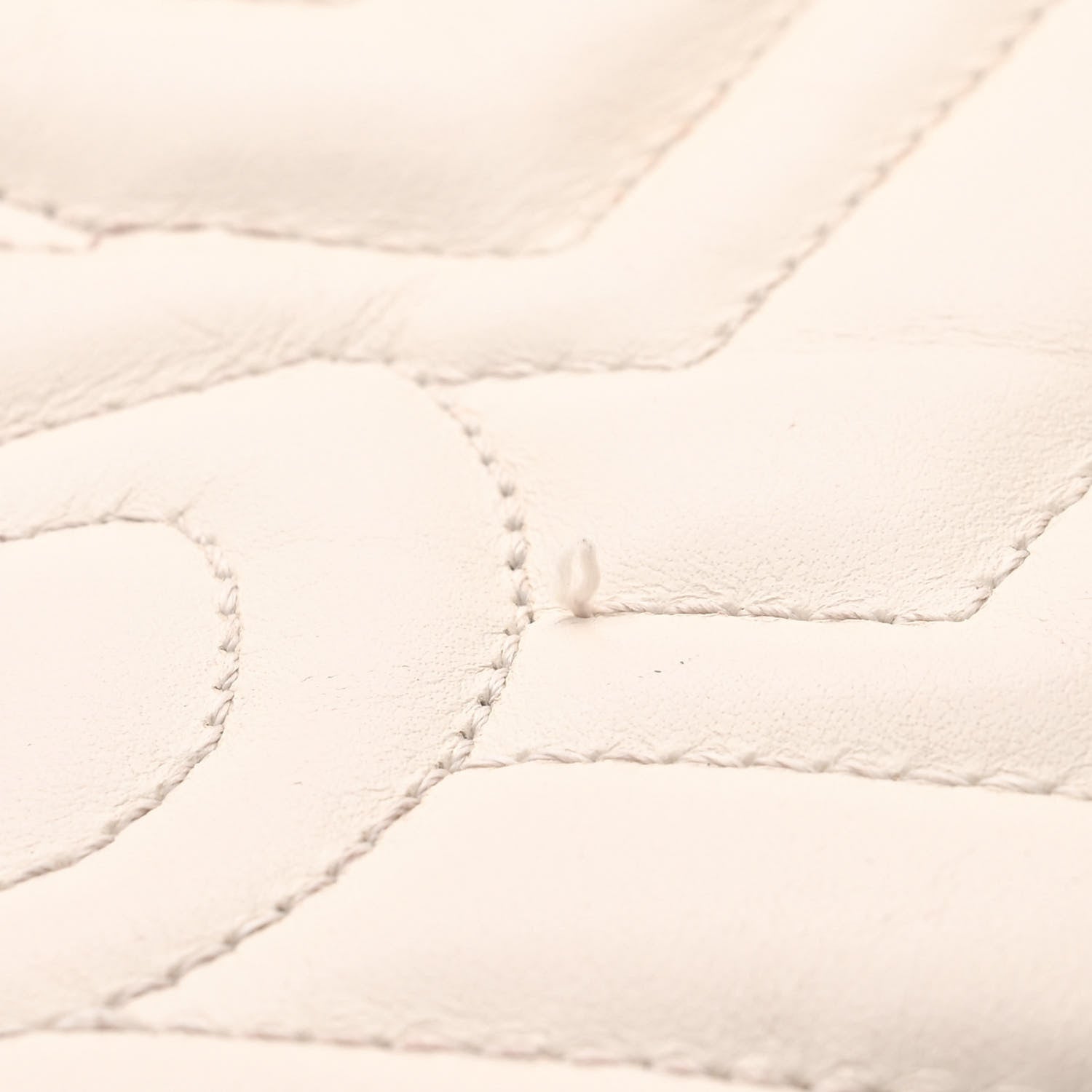 Gucci Calfskin Matelasse Small GG Marmont Chain Shoulder Bag White 13 of 16