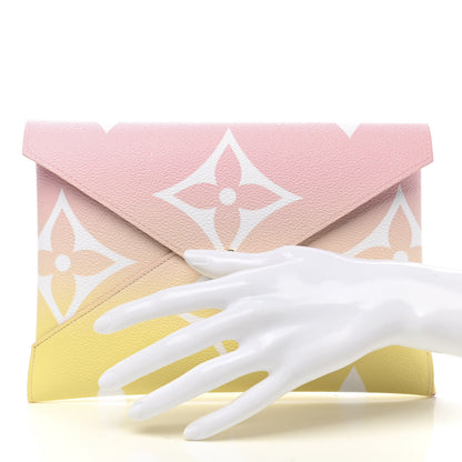 Louis Vuitton Monogram Giant By The Pool Kirigami Pochette Set 2 of 8