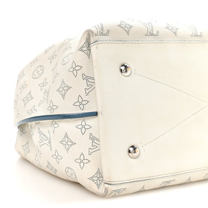 Louis Vuitton Mahina Carmel Hobo Snow 8 of 10