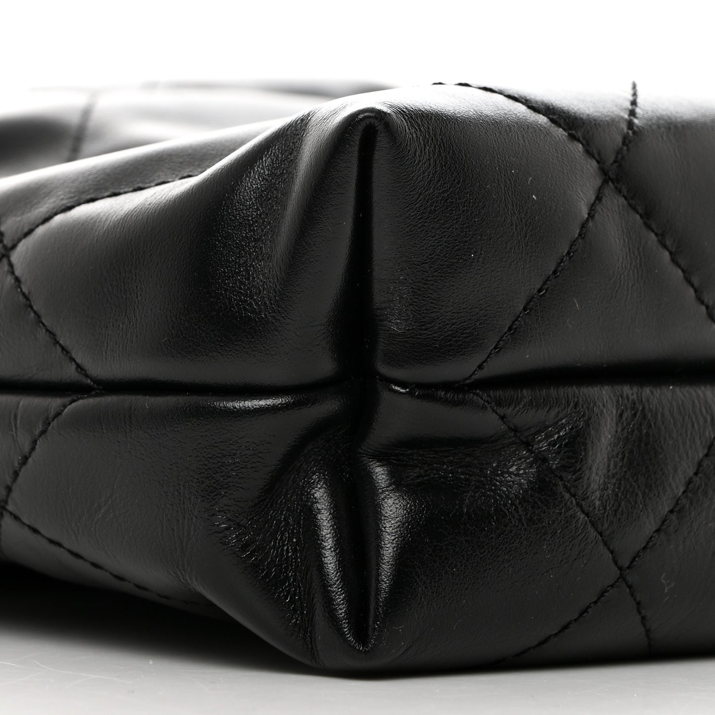 Shiny Calfskin Quilted Mini Chanel 22 Black