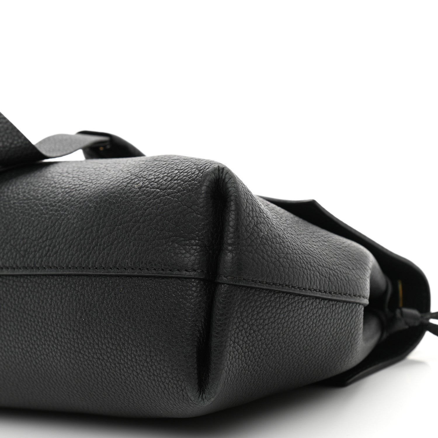 Valentino Garavani Pebbled Calfskin Small VRing Chain Shoulder Bag Black 9 of 12