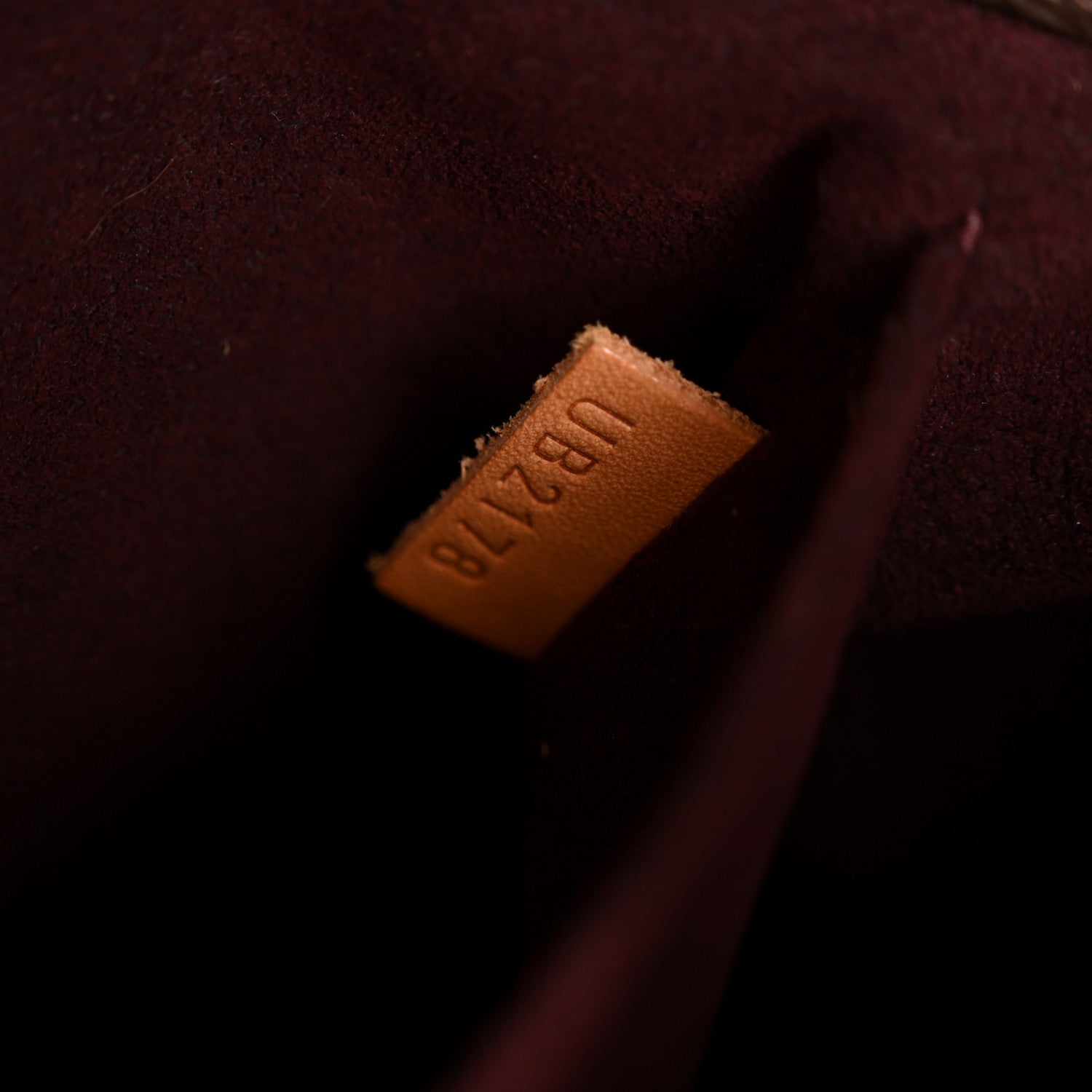 Louis Vuitton Monogram Montaigne MM 7 of 14