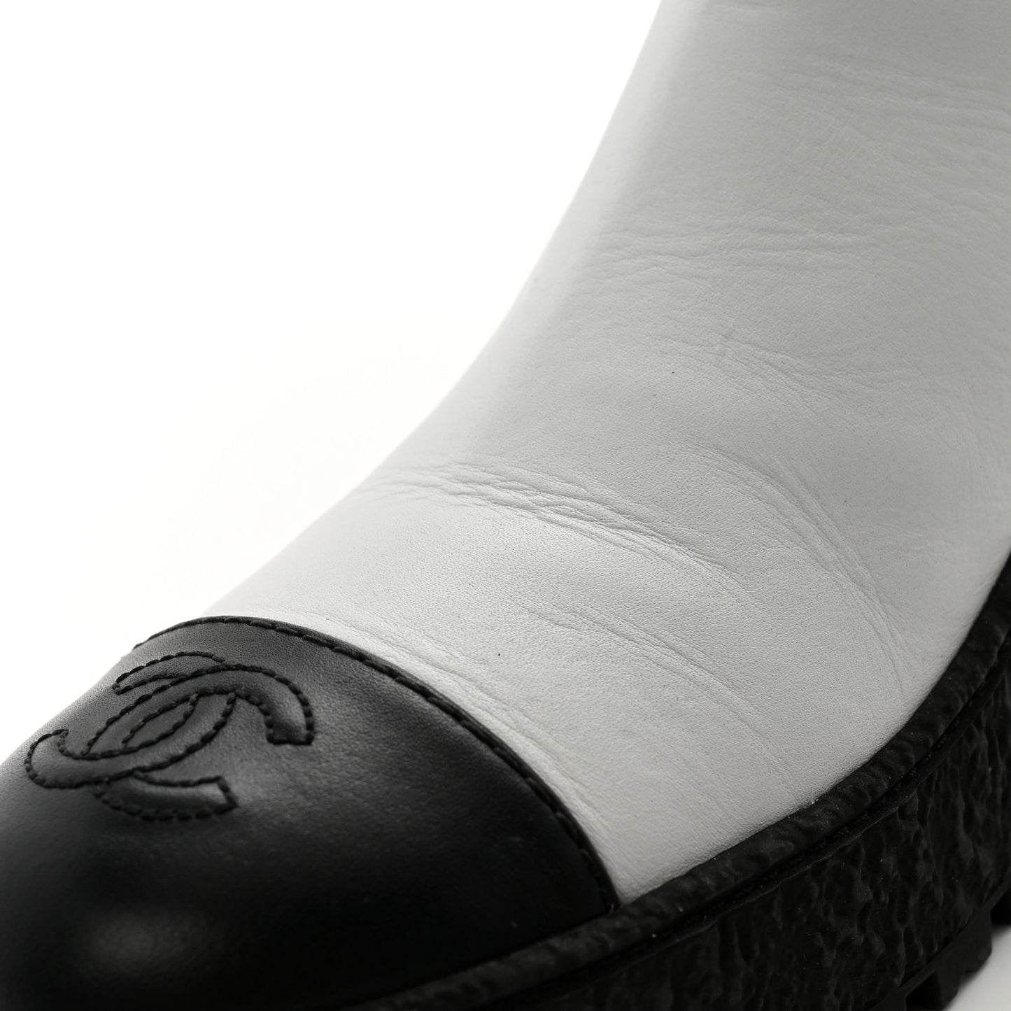 Calfskin Cap Toe CC Ankle Boots 38.5 White Black