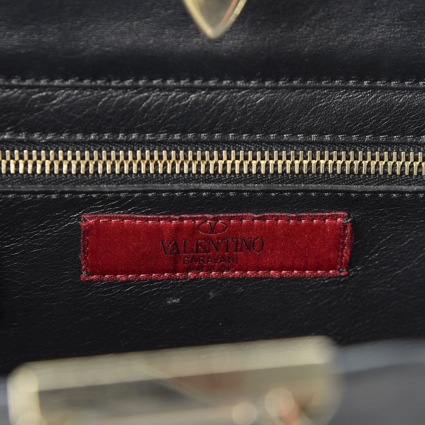 Vitello Small Rockstud Tote Black