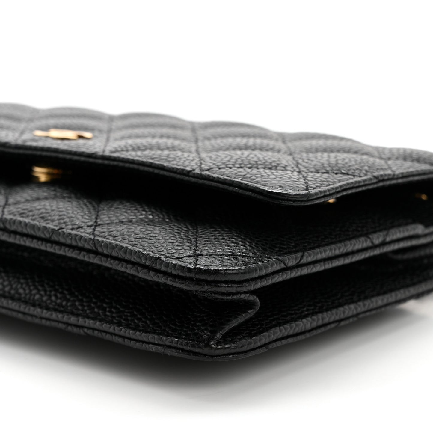 Caviar Quilted Wallet on Chain WOC Black