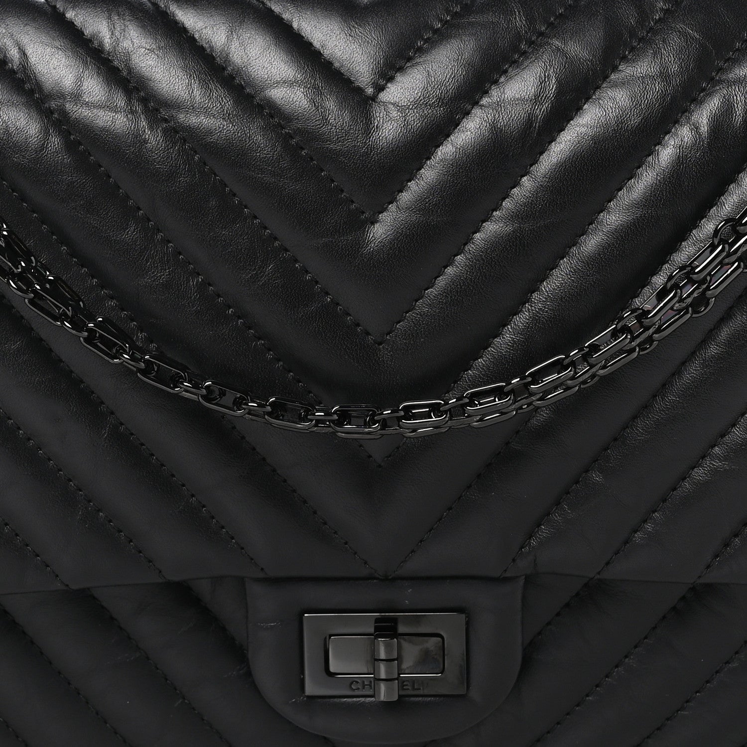 Chanel Aged Calfskin Chevron Quilted 2.55 Reissue 226 So Black 8 of 10