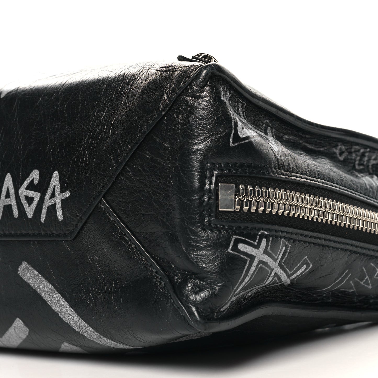 Agneau Graffiti Papier A6 Zip Around Tote Black White