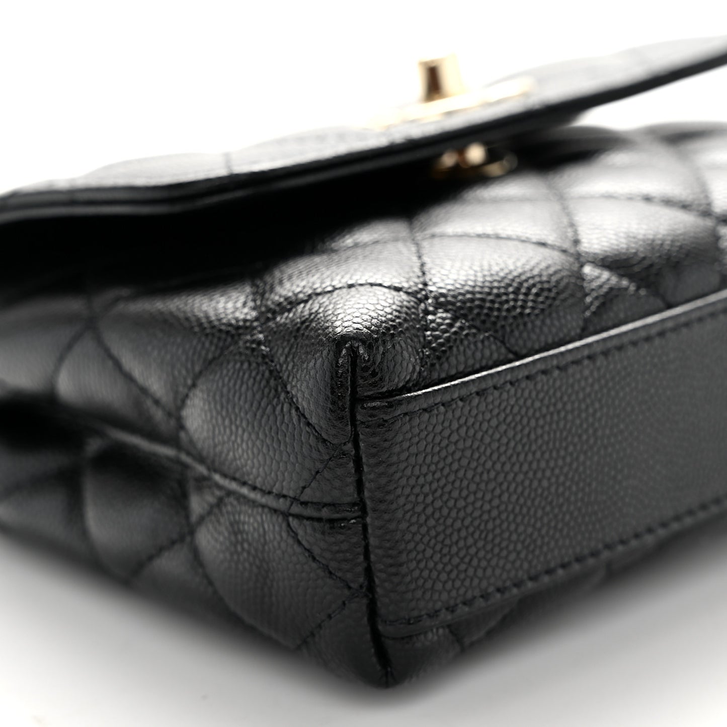 Caviar Quilted Coco Handle Clutch With Chain Black