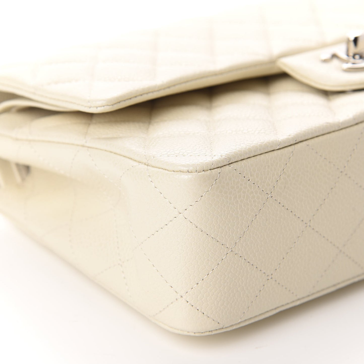 Caviar Quilted Medium Double Flap White