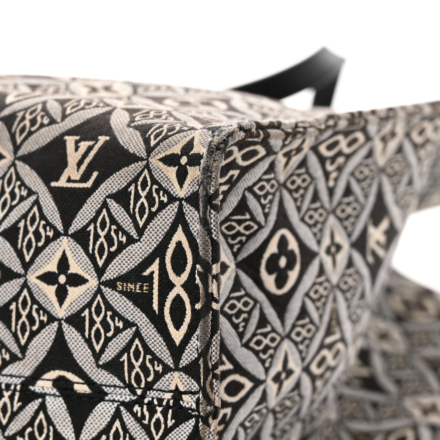 Jacquard Since 1854 Onthego GM Grey