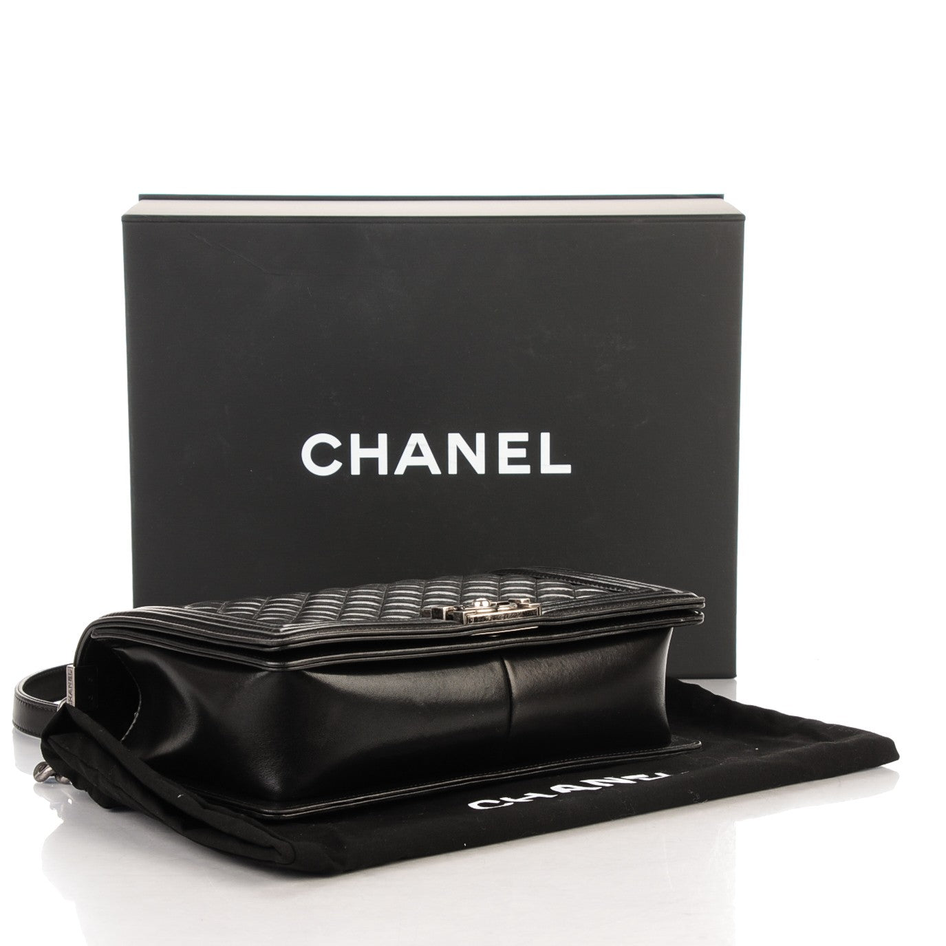 Chanel Lambskin Quilted New Medium Boy Flap Black 4 of 8