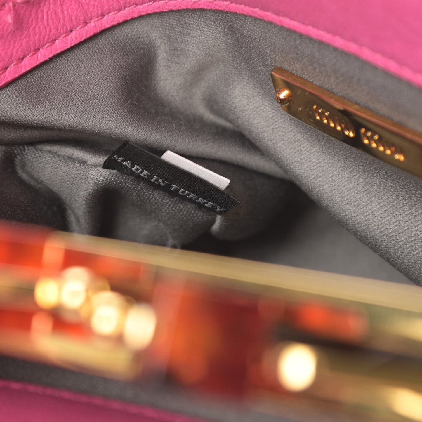 Nappa Matelasse Kisslock Frame Crossbody Bag Fuxia