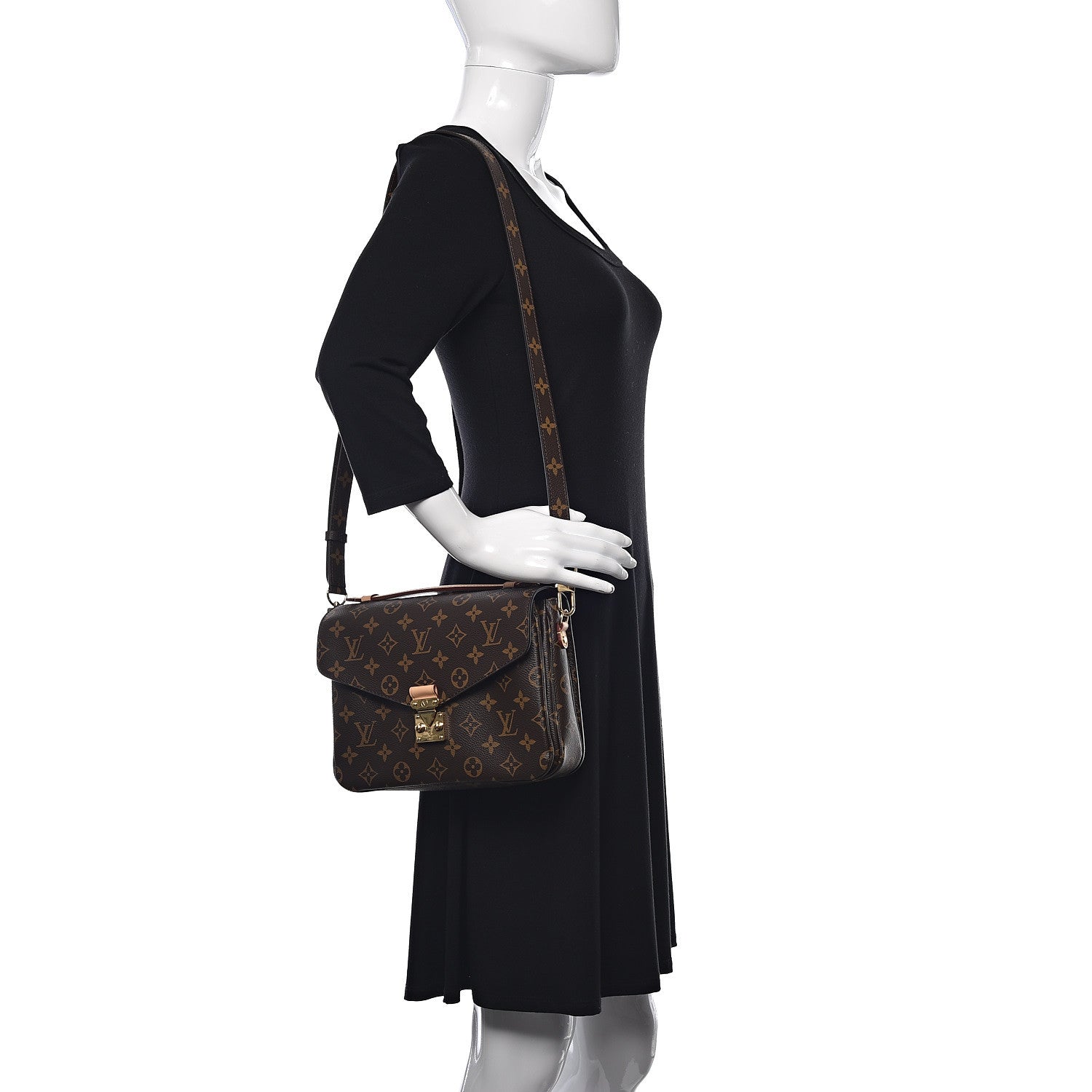 Louis Vuitton Monogram Pochette Metis 2 of 11