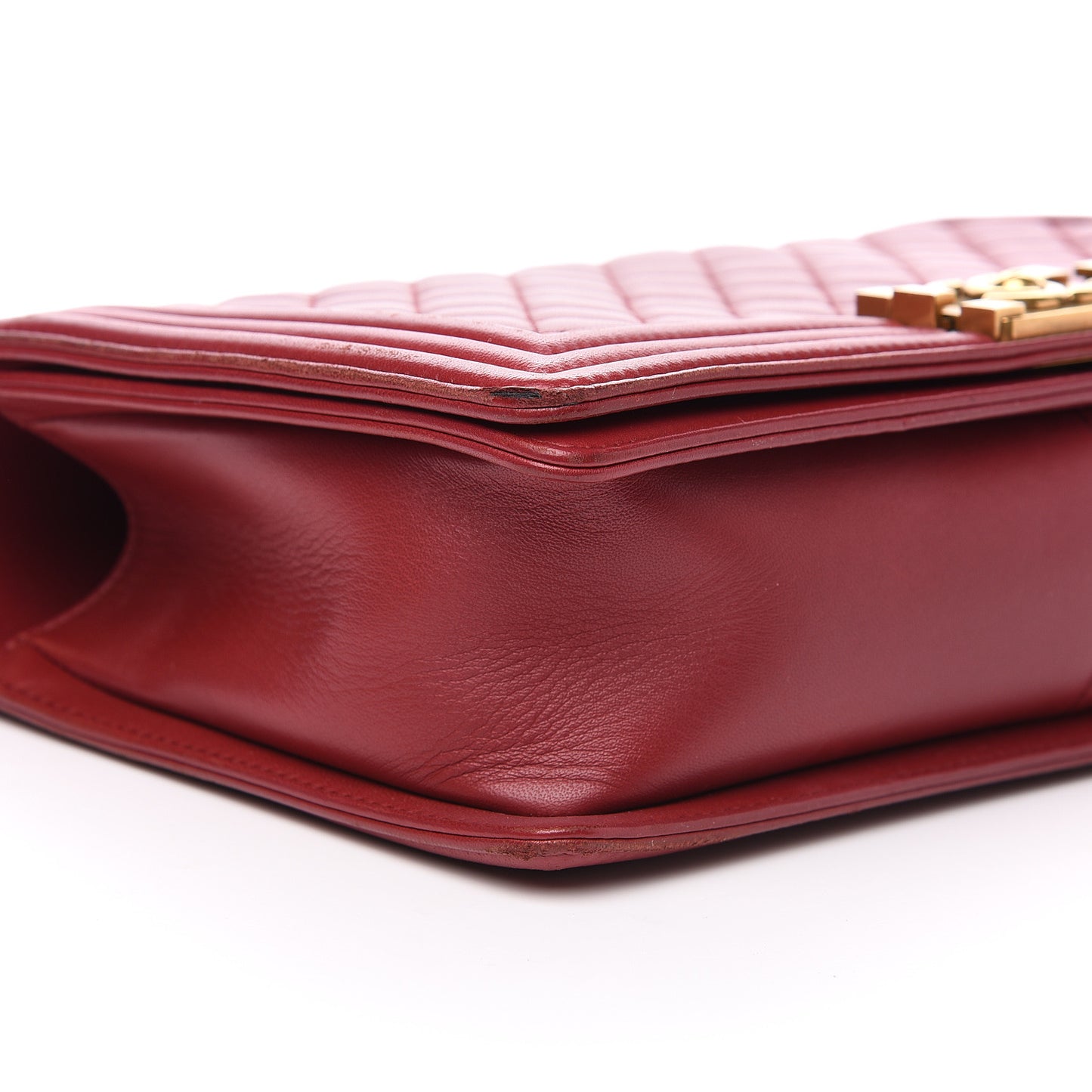 Lambskin Quilted New Medium Boy Flap Red