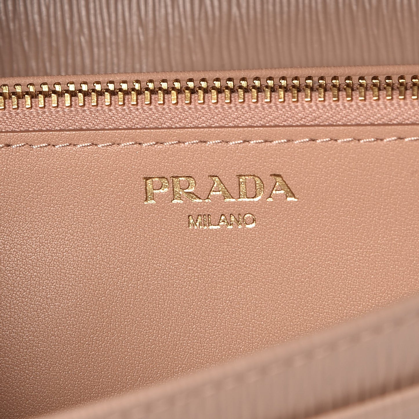 Vitello Move Oro Chain Wallet Cammeo