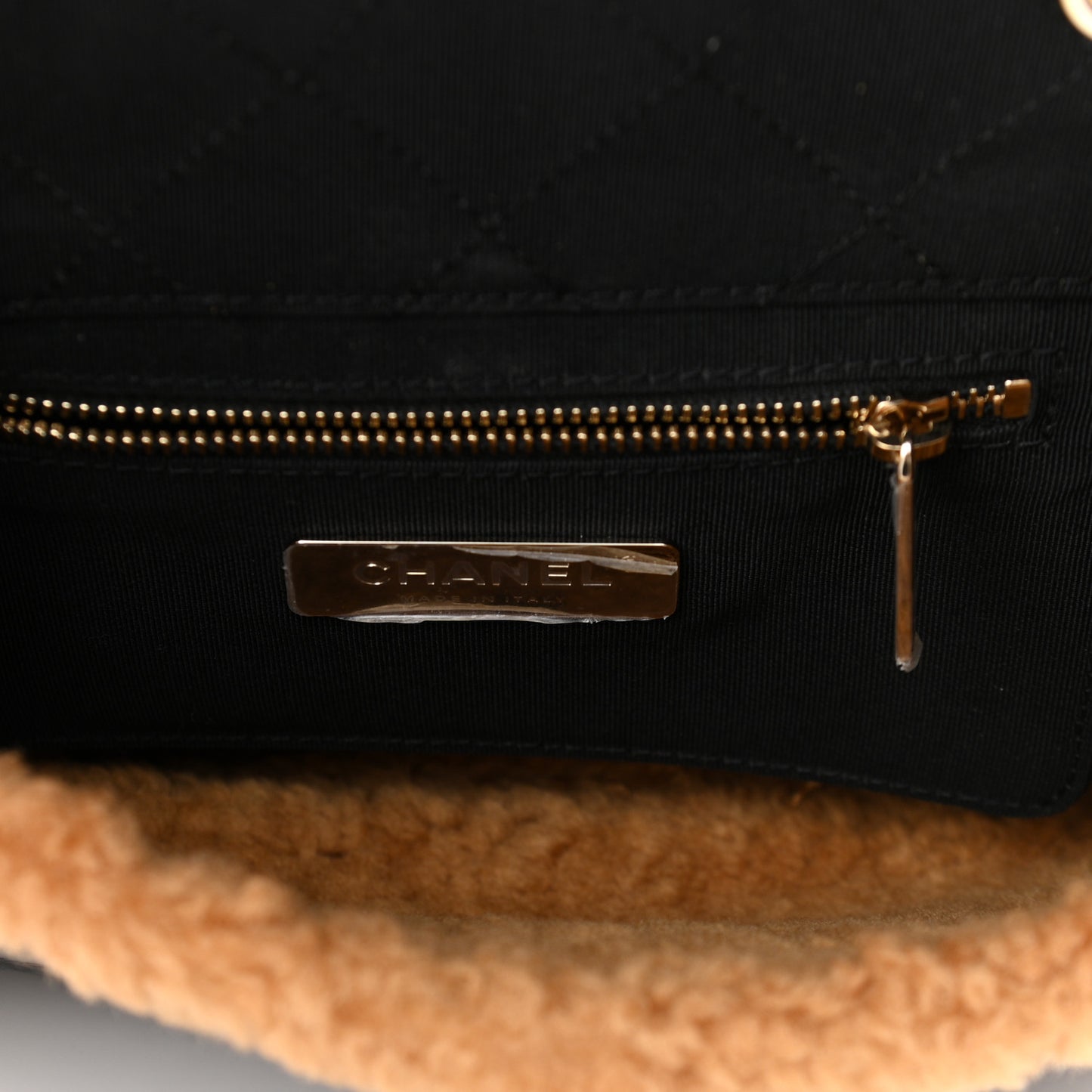 Shiny Crumpled Sheepskin Shearling CC Mania Flap Bag Black Beige