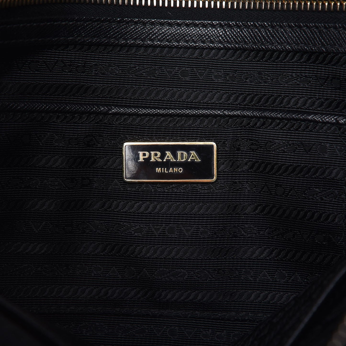 Saffiano Lux Extra Large Galleria Double Zip Tote Black
