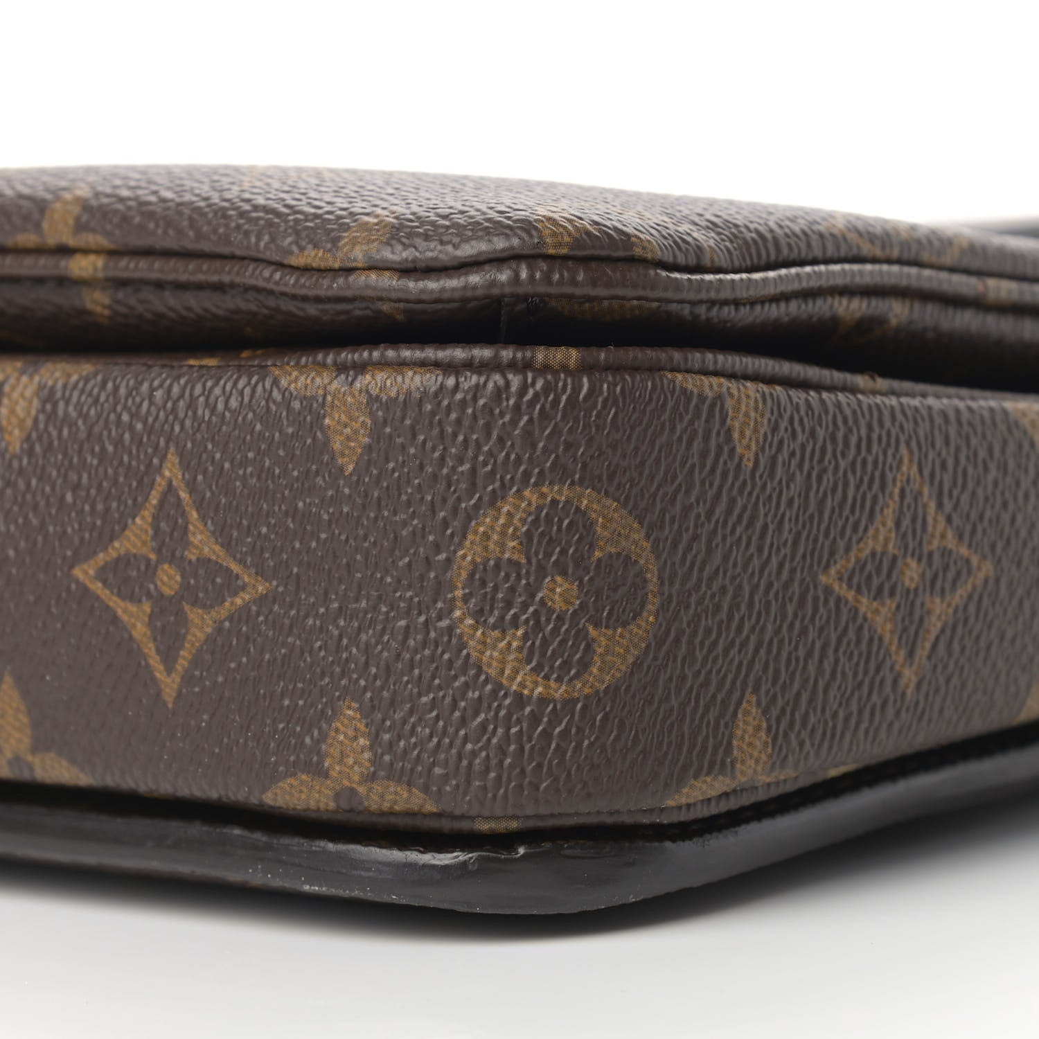Louis Vuitton Monogram Pochette Metis 10 of 15