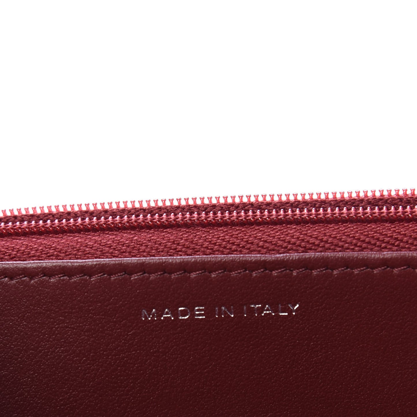 Caviar Quilted Wallet On Chain WOC Dark Red