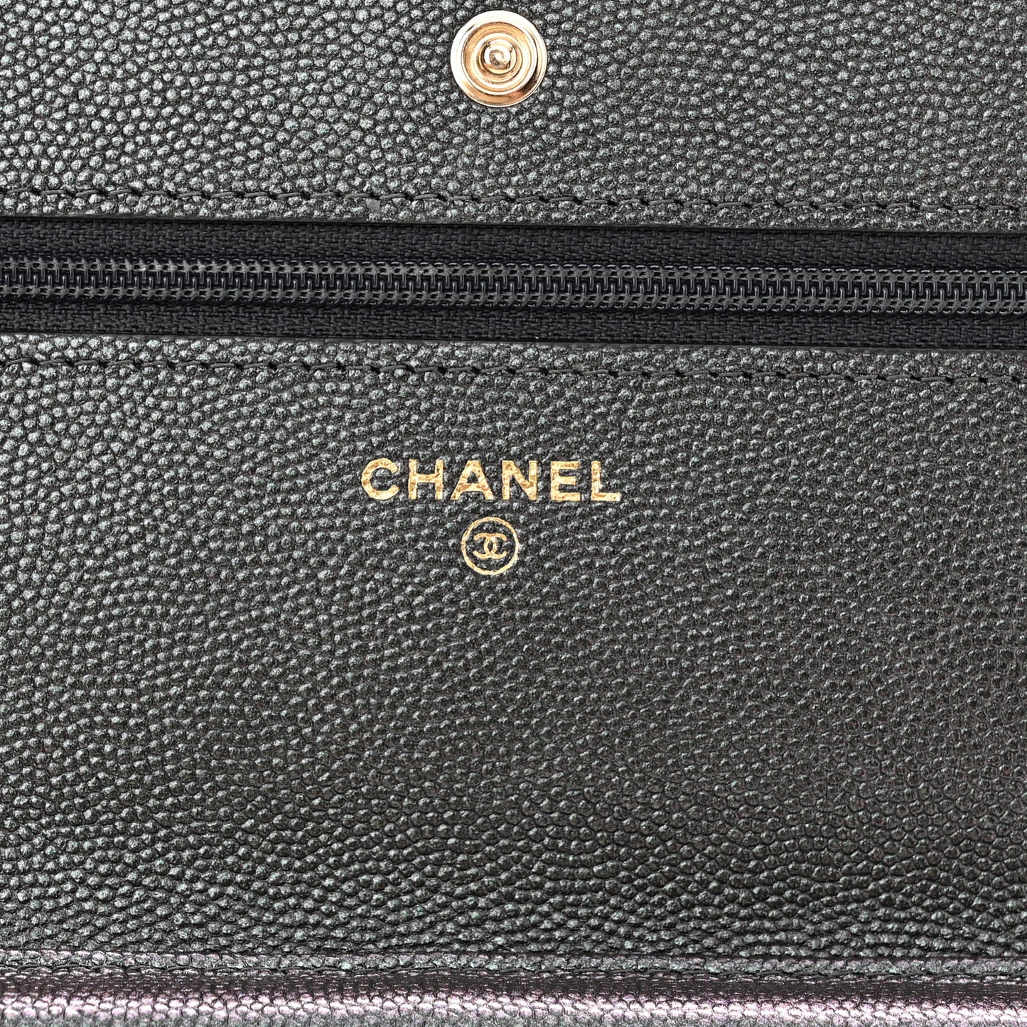 Iridescent Caviar Quilted Wallet On Chain WOC Black