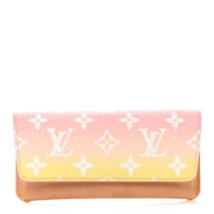 Louis Vuitton Monogram Giant By The Pool Woody Glasses Case Light Pink 1 of 8