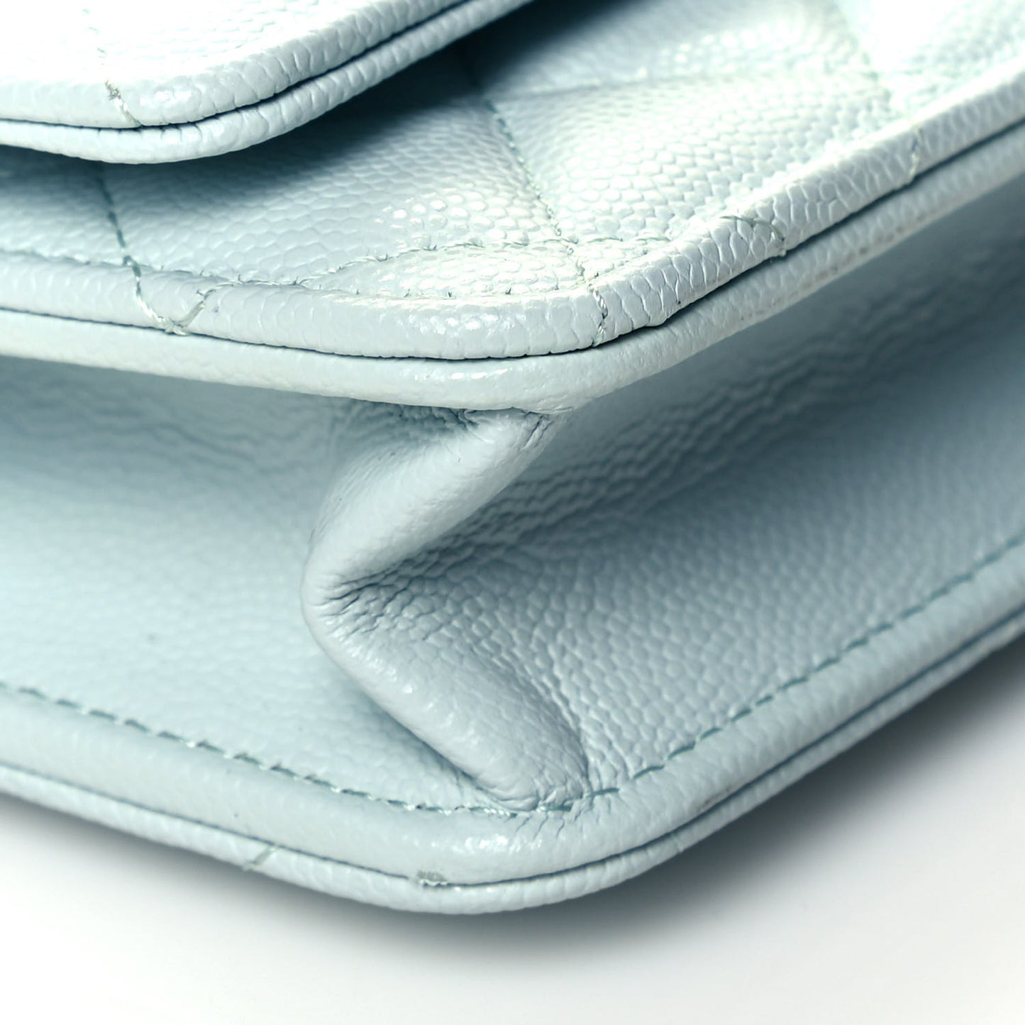 Caviar Quilted Wallet On Chain WOC Light Blue