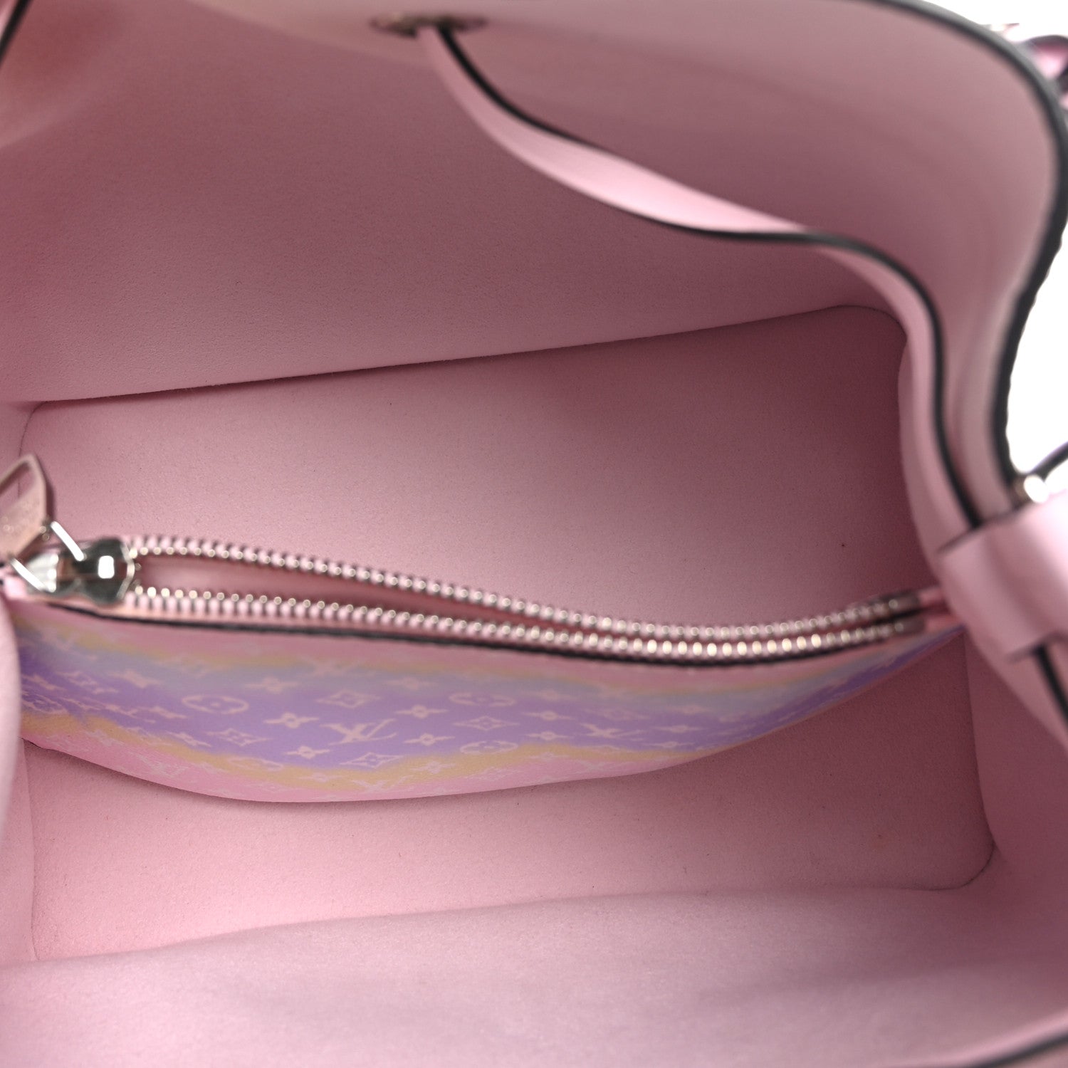 Louis Vuitton Monogram Escale Neonoe MM Pastel 6 of 12