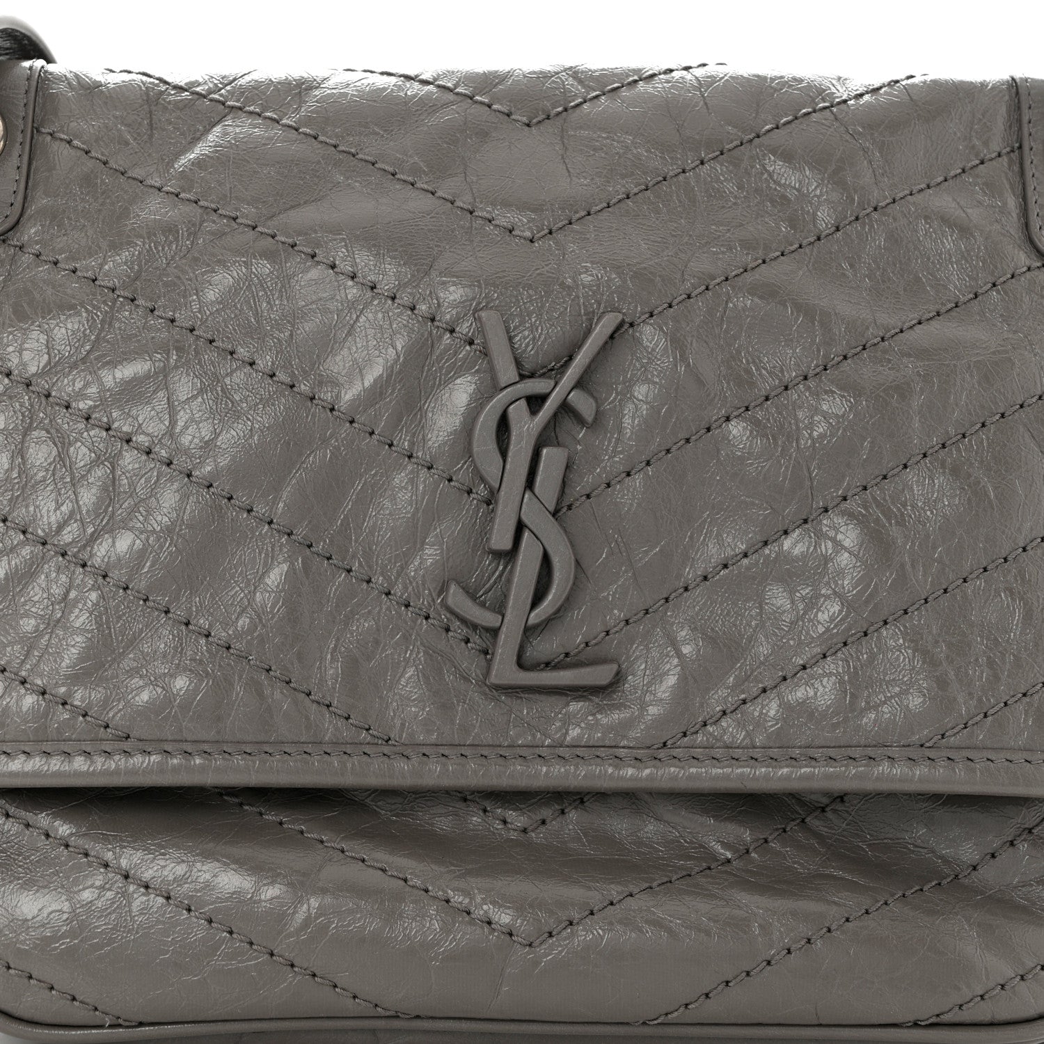 Saint Laurent Crinkled Calfskin Matelasse Monogram Medium Niki Chain Satchel Fog 8 of 11