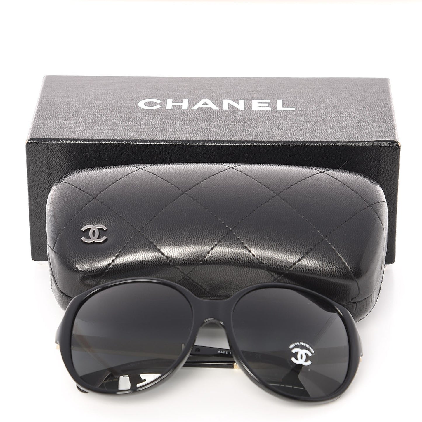 Quilted CC Sunglasses 5232 Black White