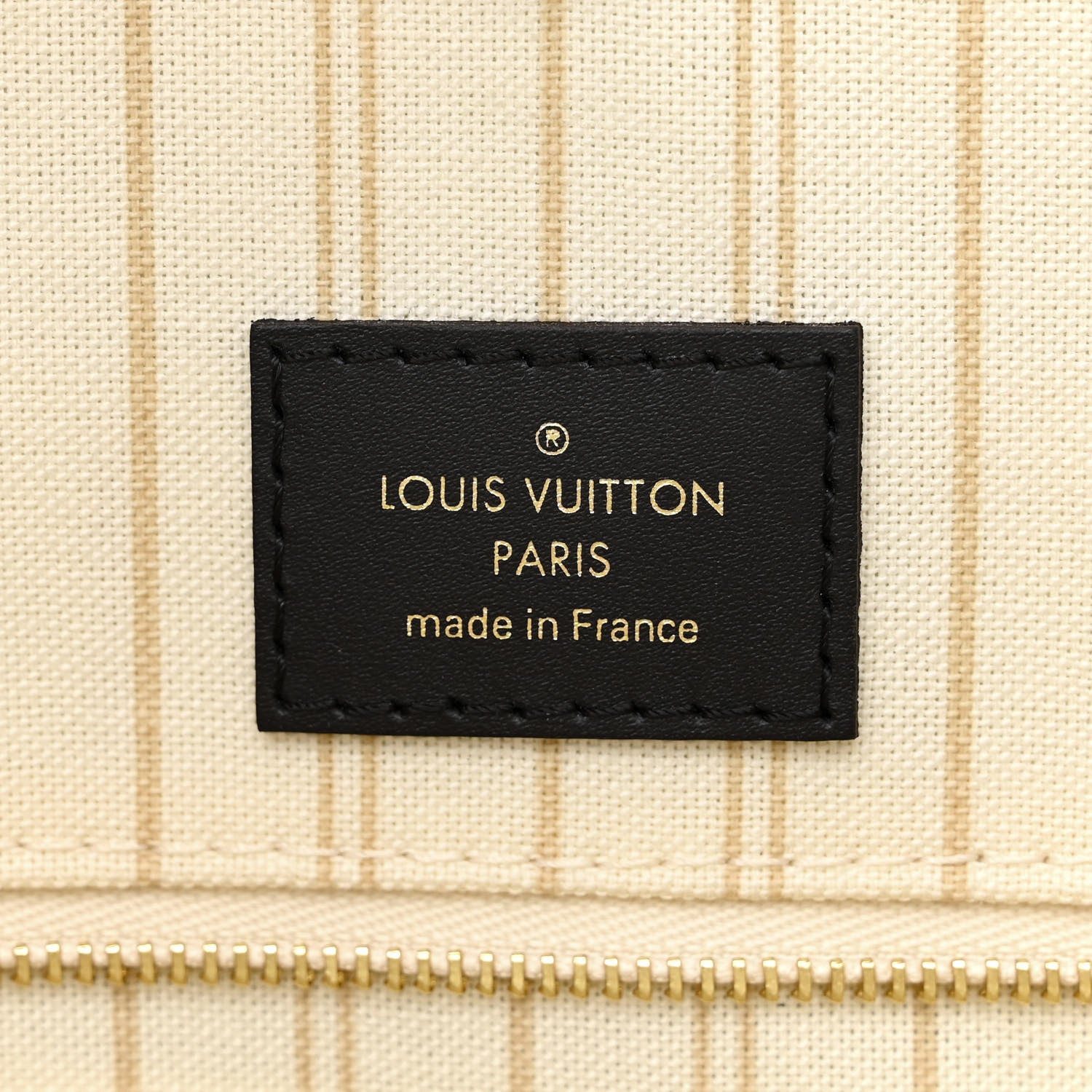 Louis Vuitton Monogram Giant Jungle Onthego GM Ivory 6 of 10