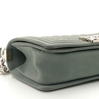 Chanel Caviar Quilted Medium Boy Flap Vert Fonce 9 of 11