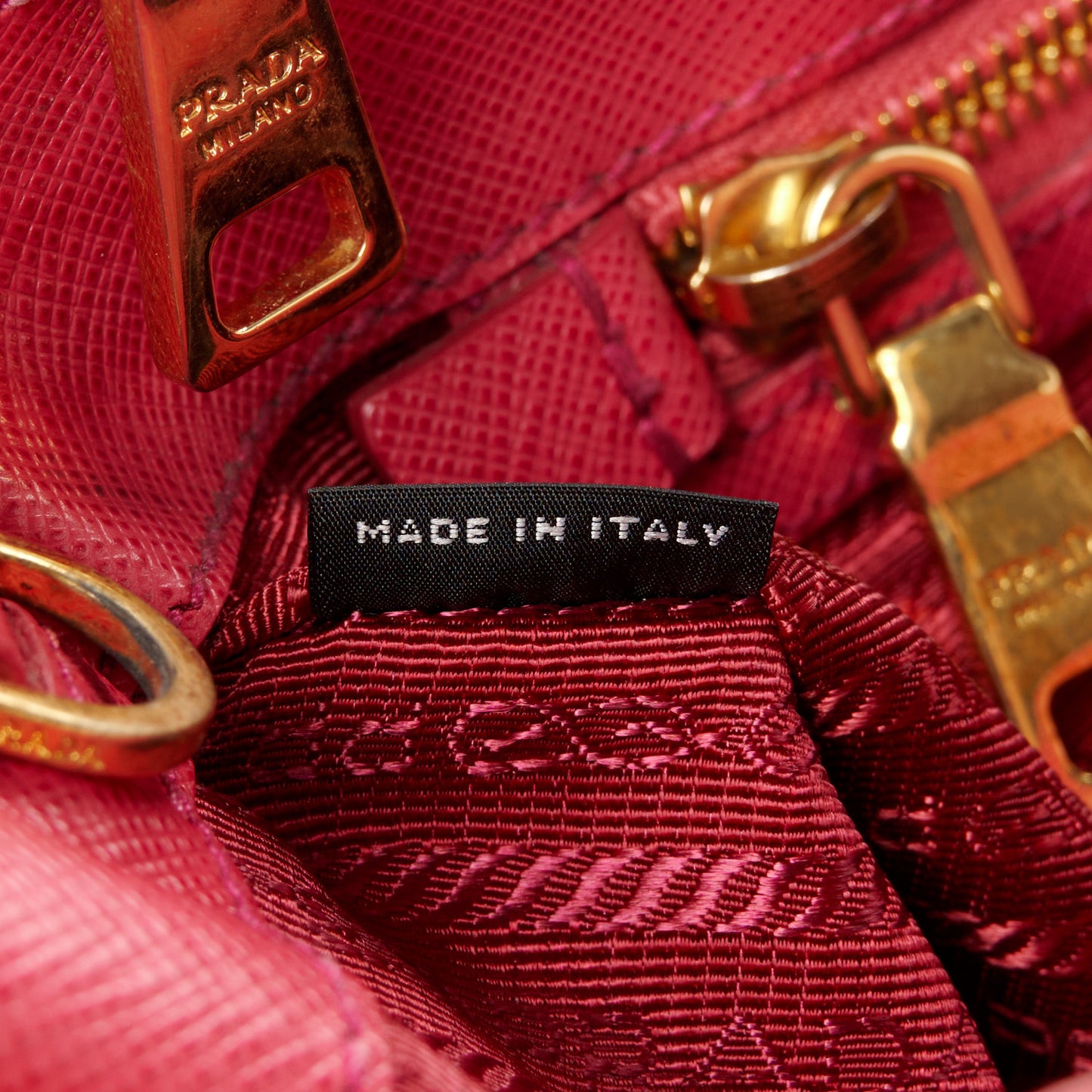 Saffiano Small Galleria Double Zip Tote Poenia