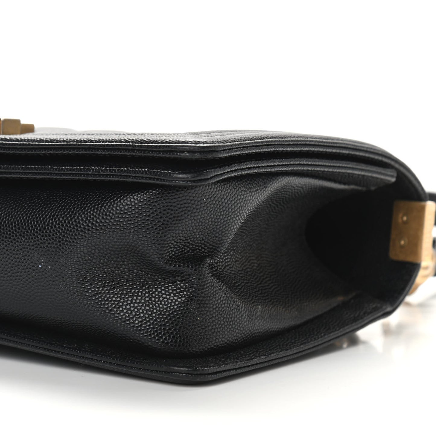 Caviar Quilted Medium Boy Flap Black