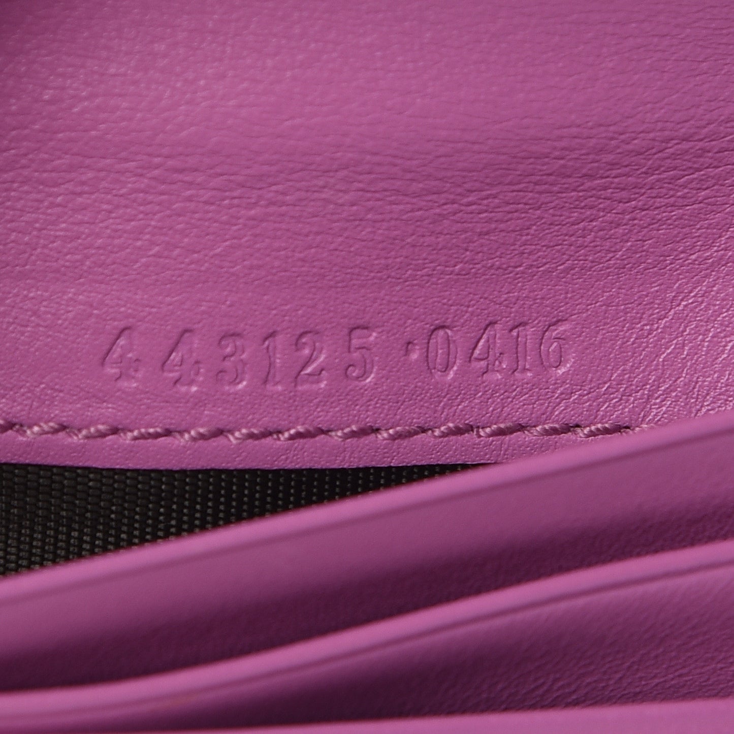 Calfskin Matelasse GG Marmont Card Case Candy Mousse