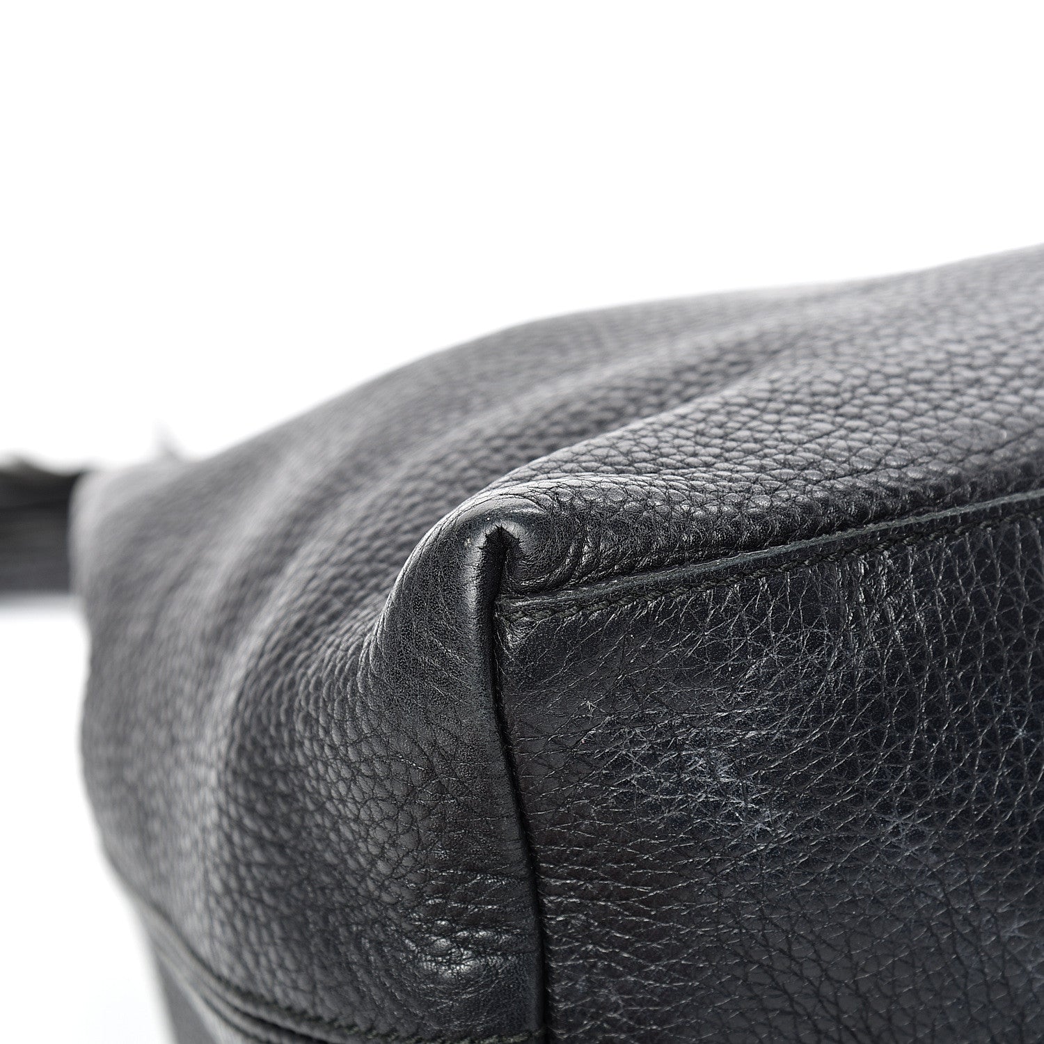 Gucci Pebbled Calfskin Medium Soho Chain Shoulder Bag Black 11 of 29