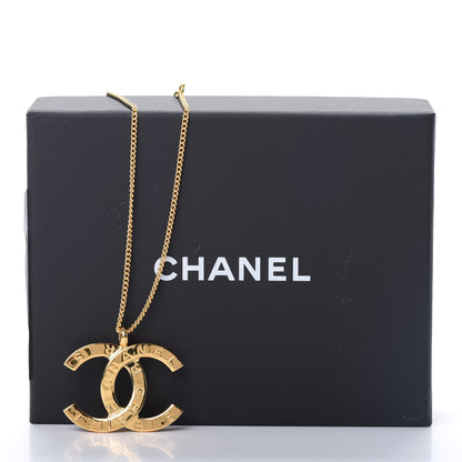 Chanel Metal CC Paris Button Necklace Gold 5 of 5