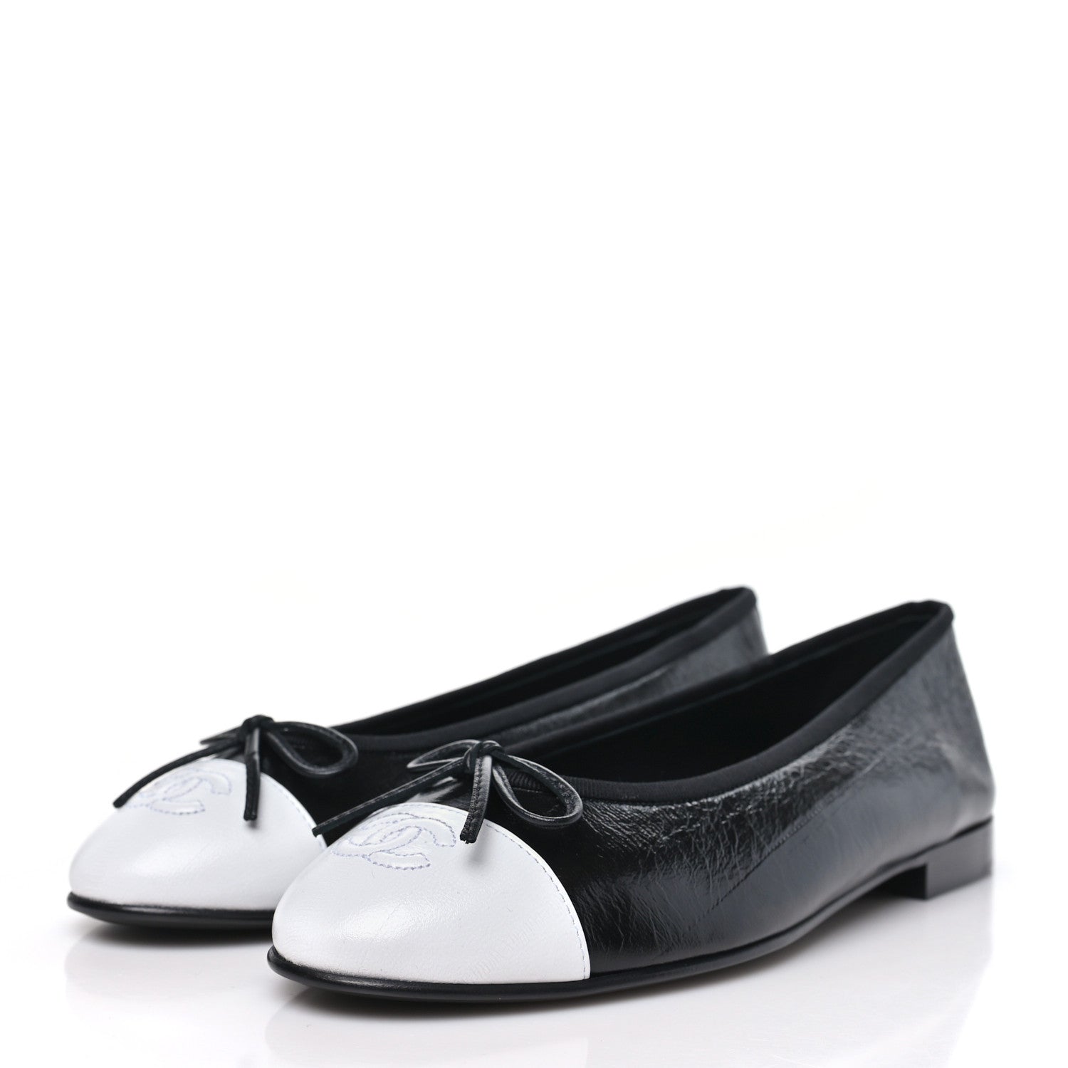 Chanel Crumpled Shiny Lambskin Cap Toe CC Ballerina Flats 39.5 Black White 3 of 10