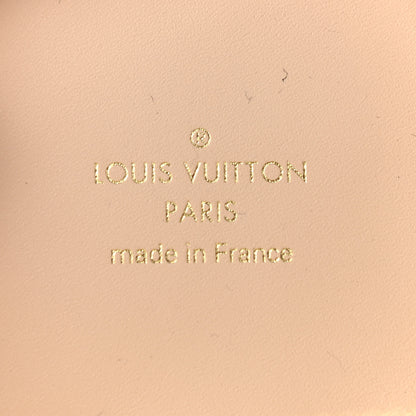 Louis Vuitton Monogram Horizon Wireless Earphones Case 4 of 7