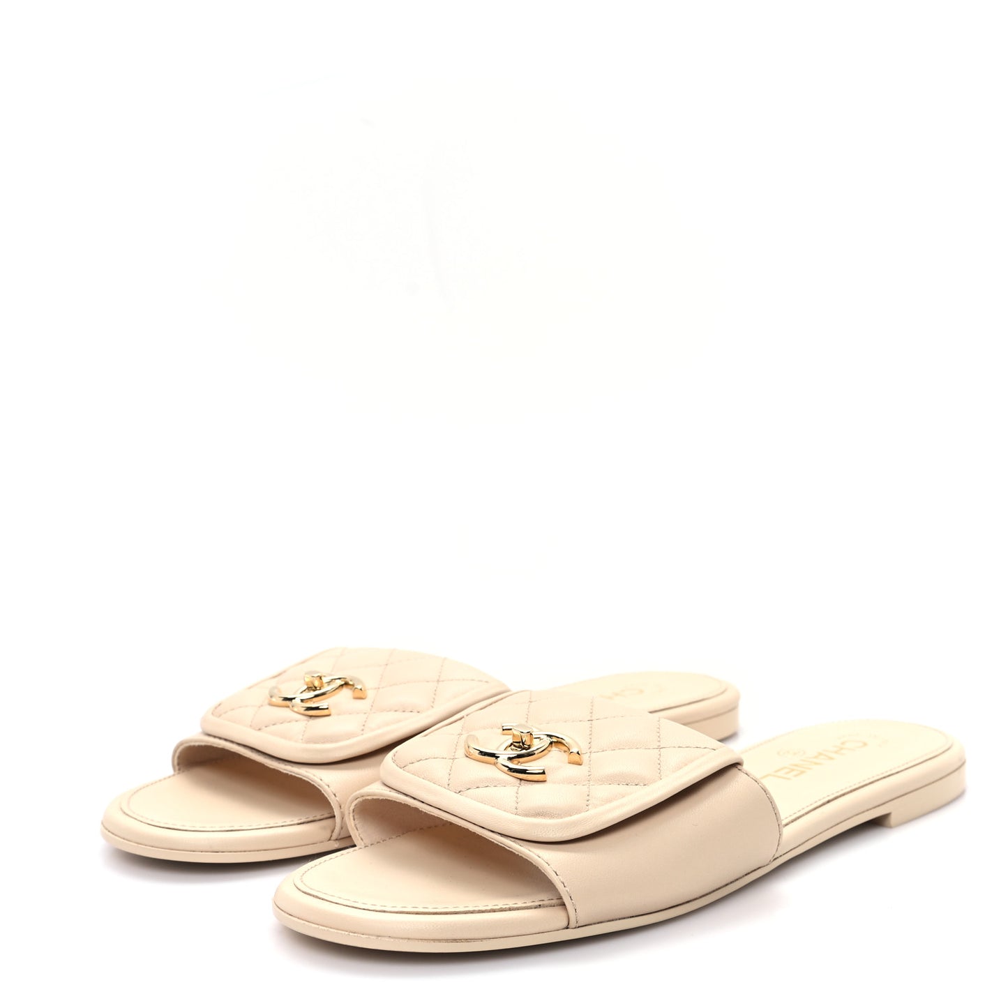 Lambskin Quilted Turnlock Flat Mules 41 Light Beige