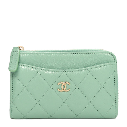 Caviar Quilted CC Zip Around Card Holder Light Green