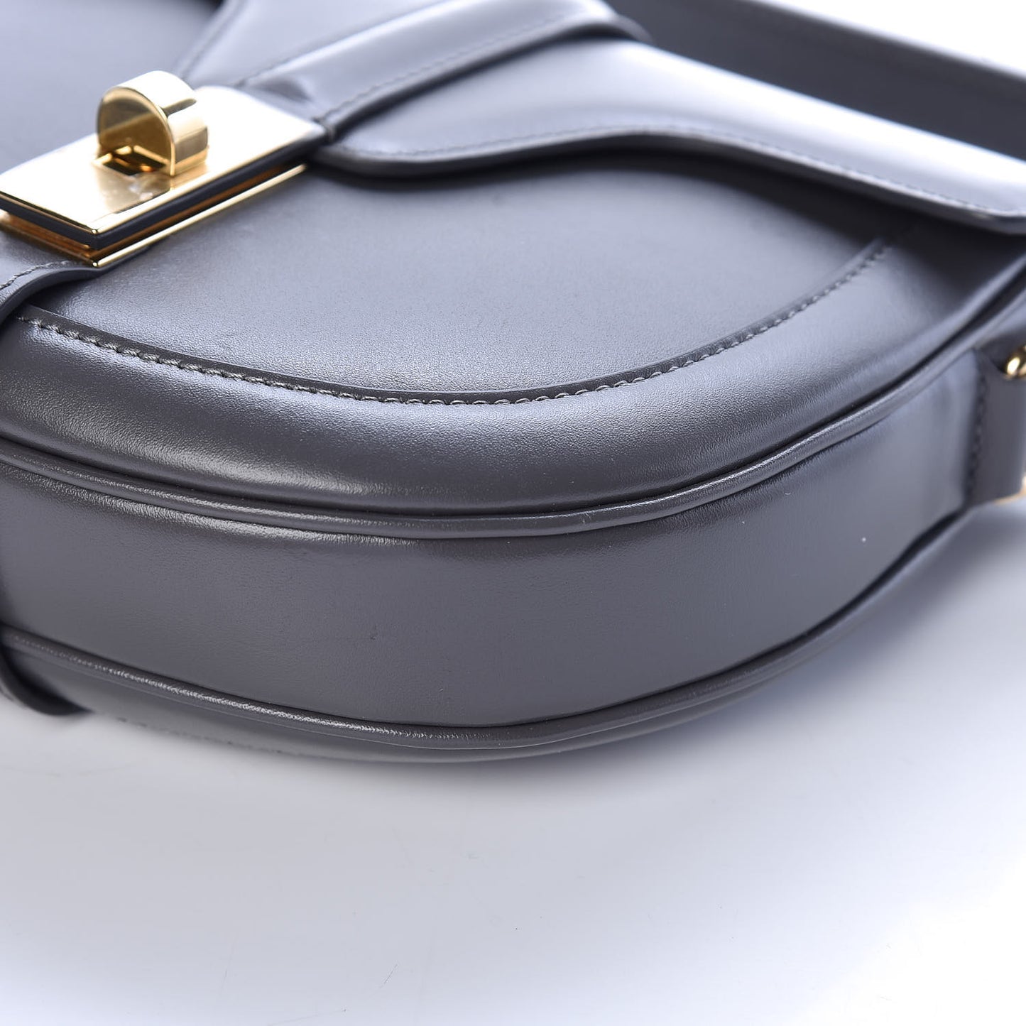 Satinated Calfskin Besace Small 16 Grey