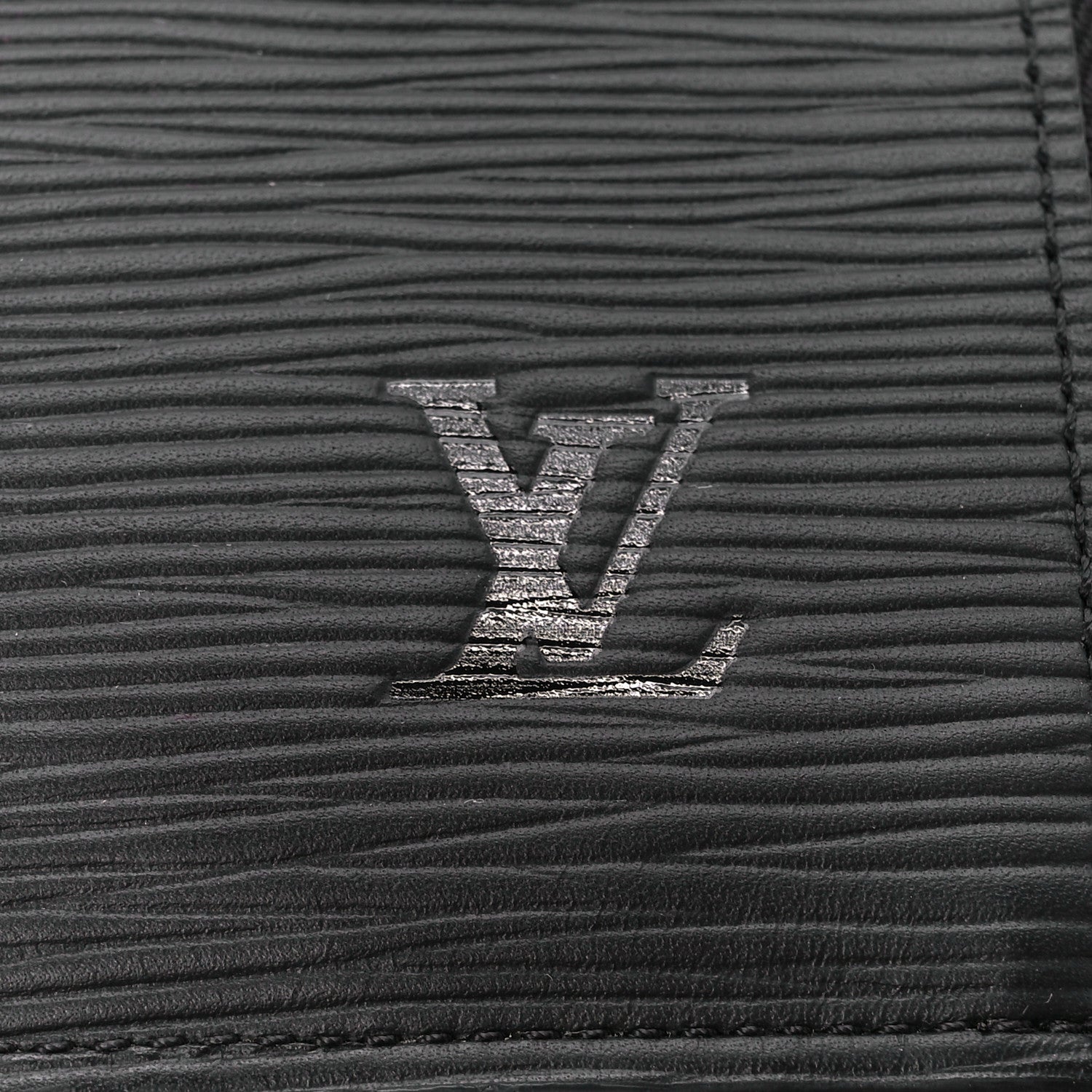 Louis Vuitton X Supreme Epi Pochette Jour GM Black 8 of 11