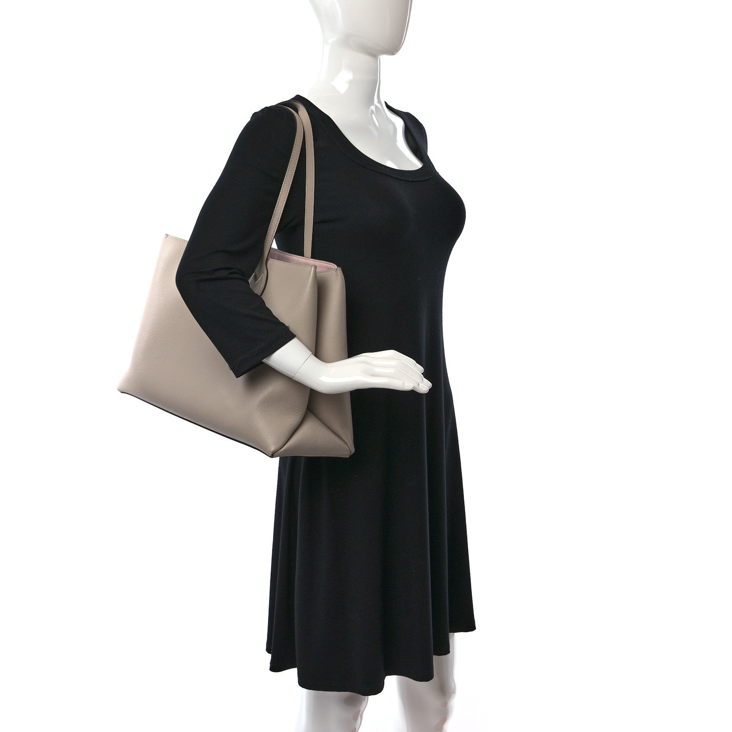 Louis Vuitton Grained Calfskin Lockme Shopper Greige 2 of 8