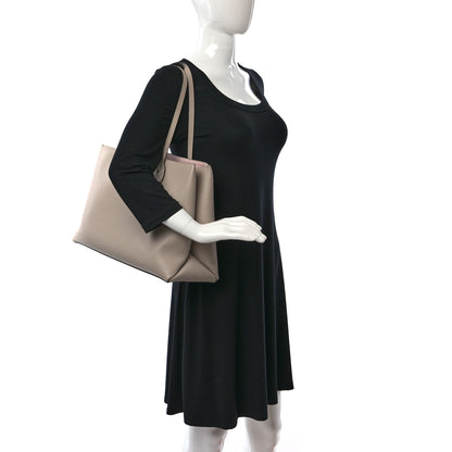 Louis Vuitton Grained Calfskin Lockme Shopper Greige 2 of 8